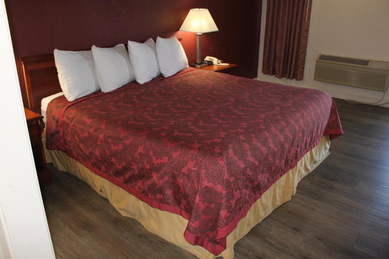 Travel Inn Of Buford Εξωτερικό φωτογραφία