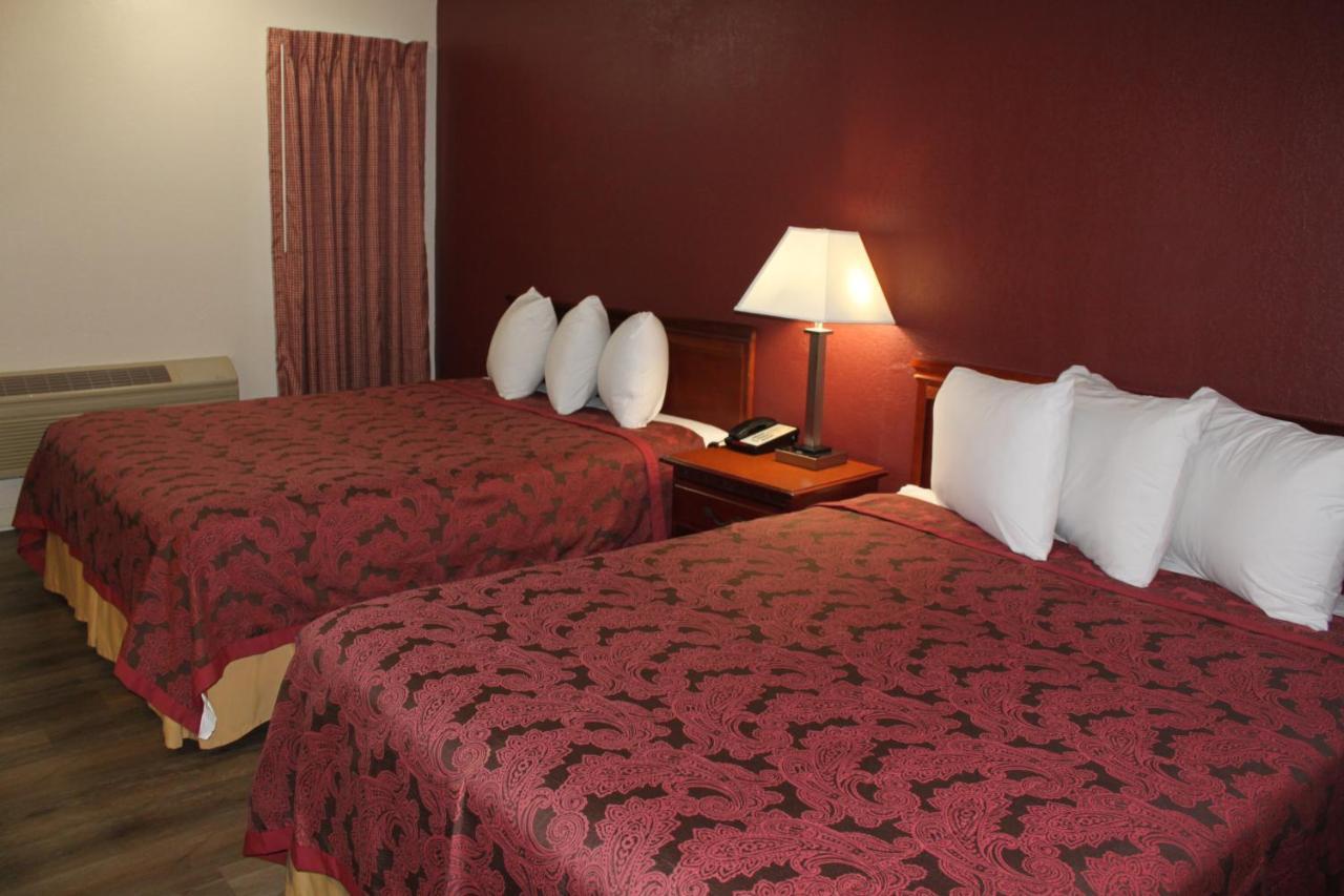 Travel Inn Of Buford Εξωτερικό φωτογραφία